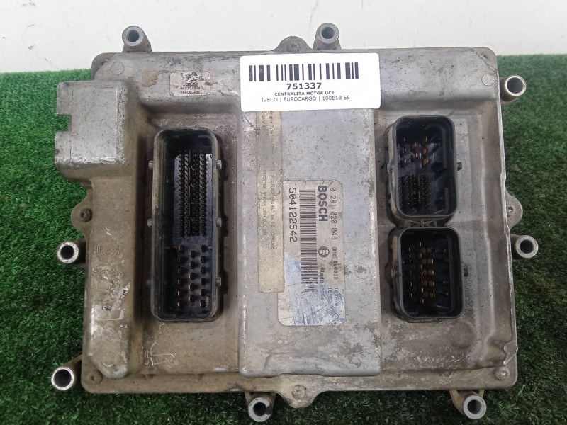 Recambio de centralita motor uce para iveco eurocargo 100e18 e5 referencia OEM IAM 0281020048 - 504122542  BOSCH