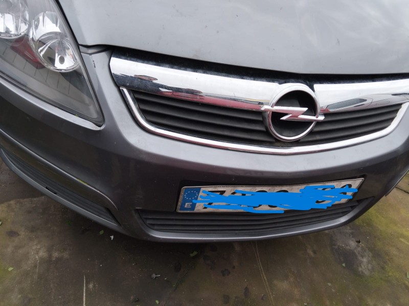 Recambio de paragolpes delantero para opel zafira / zafira family b (a05) 1.9 cdti (m75) referencia OEM IAM   