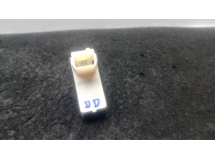 Recambio de mando elevalunas trasero izquierdo para citroën c4 iii (ba_, bb_, bc_) 1.5 bluehdi 130 (bbyhzb) referencia OEM IAM 9 2