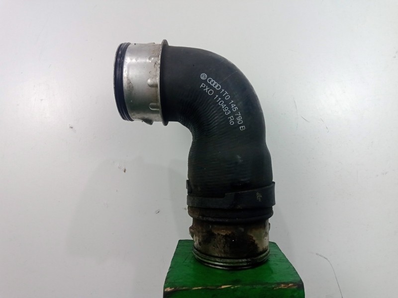 Recambio de tubo presion turbocompresor para seat leon (1p1) 1.9 tdi referencia OEM IAM 1T0145790B FLEXIBLE 