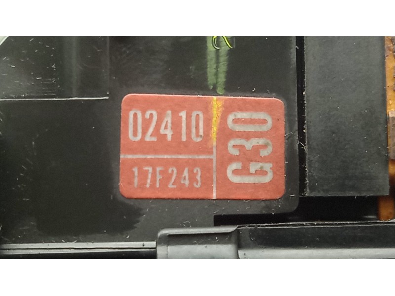 Recambio de mando limpia para toyota auris (_e15_) 1.4 d-4d (nde150_) referencia OEM IAM 02410 - 17F243 - G30  