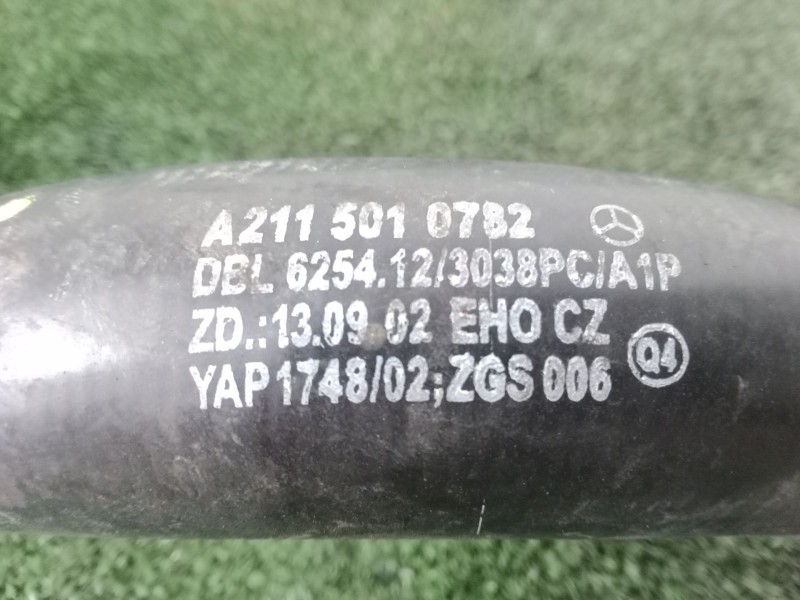 Recambio de tubo para mercedes-benz clase e (w211) e 320 cdi (211.022) referencia OEM IAM A2115010782 FLEXIBLE 