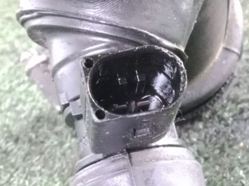 Recambio de tubo para mercedes-benz clase e (w211) e 320 cdi (211.022) referencia OEM IAM A6460940097 RIGIDO 