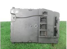 Recambio de caja reles / fusibles para renault megane ii sedán (lm0/1_) 1.5 dci (lm0f, lm0t, lm2b) referencia OEM IAM 8200525383