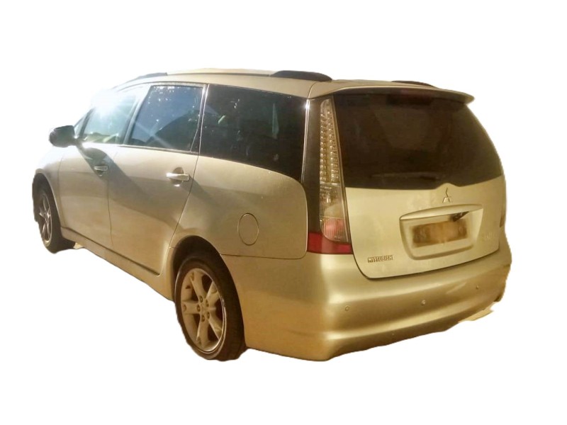 mitsubishi grandis (na_w) del año 2010