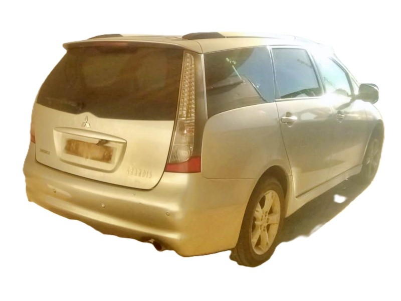 mitsubishi grandis (na_w) del año 2010