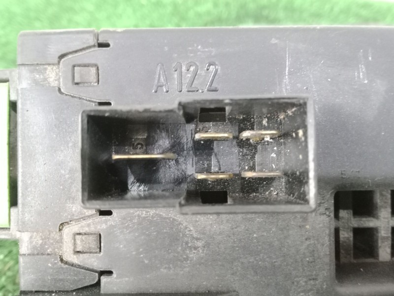 Recambio de caja reles / fusibles para volkswagen lt caja abierta (mod. 1997) 2.8 tdi referencia OEM IAM 0005400950  