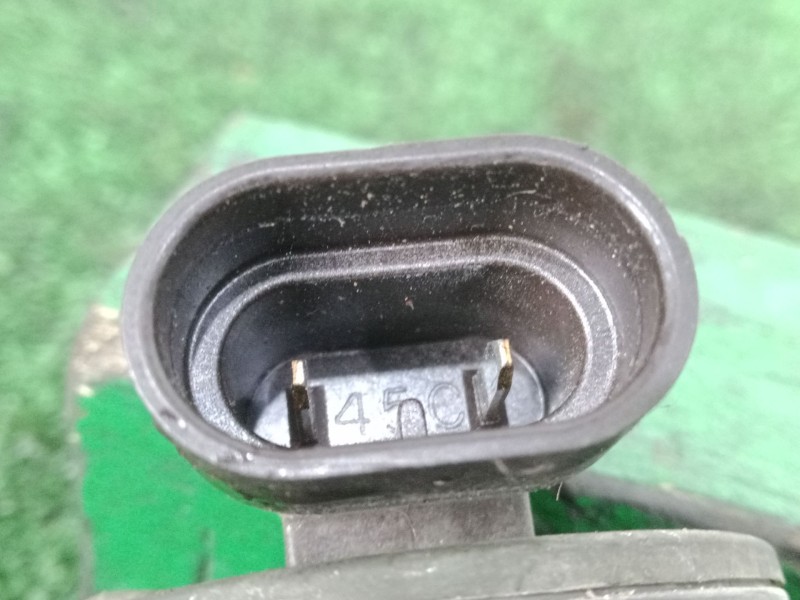 Recambio de faro antiniebla izquierdo para mazda 2 (dy) 1.4 referencia OEM IAM SIN REFERENCIA 2.PINES 