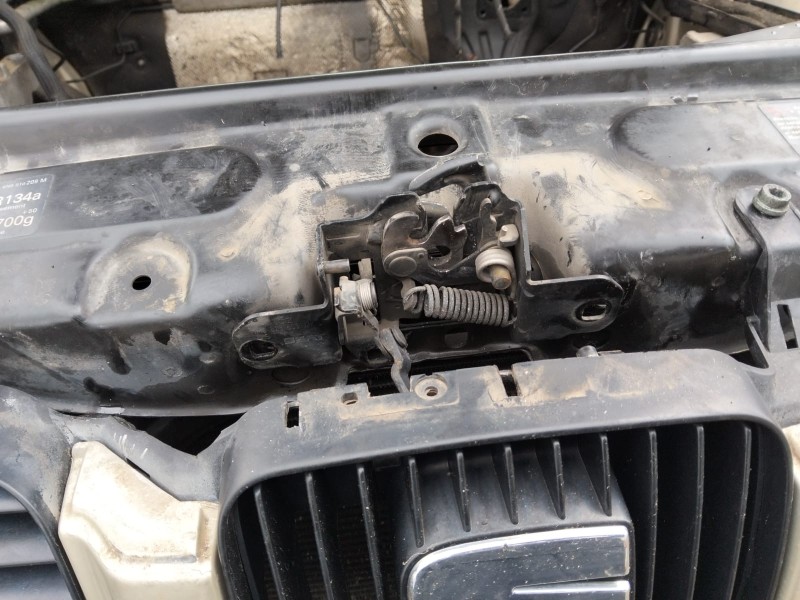 Recambio de cerradura capot para seat leon (1m1) 1.9 tdi referencia OEM IAM   