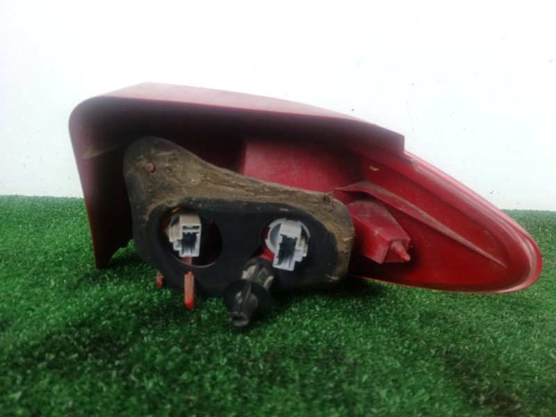 Recambio de piloto trasero izquierdo para mazda 2 (dy) 1.4 referencia OEM IAM 2SD96483401 EXTERIOR 