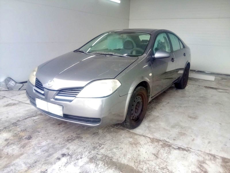 nissan primera hatchback (p12) del año 2002