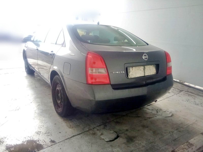 nissan primera hatchback (p12) del año 2002