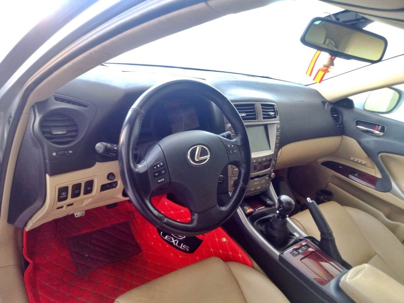lexus is ii (_e2_) del año 2008