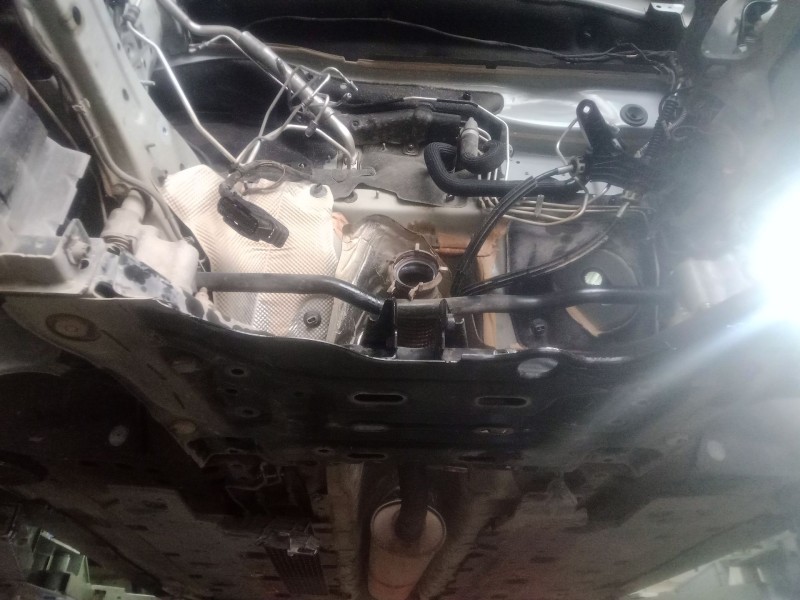 Recambio de puente delantero para renault scénic iv (j9_) 1.3 tce 140 referencia OEM IAM   