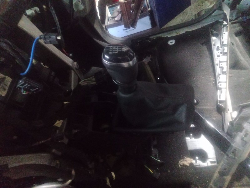 Recambio de palanca cambio para renault scénic iv (j9_) 1.3 tce 140 referencia OEM IAM   