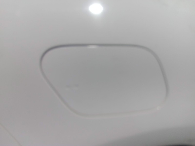 Recambio de tapa exterior combustible para renault scénic iv (j9_) 1.3 tce 140 referencia OEM IAM   