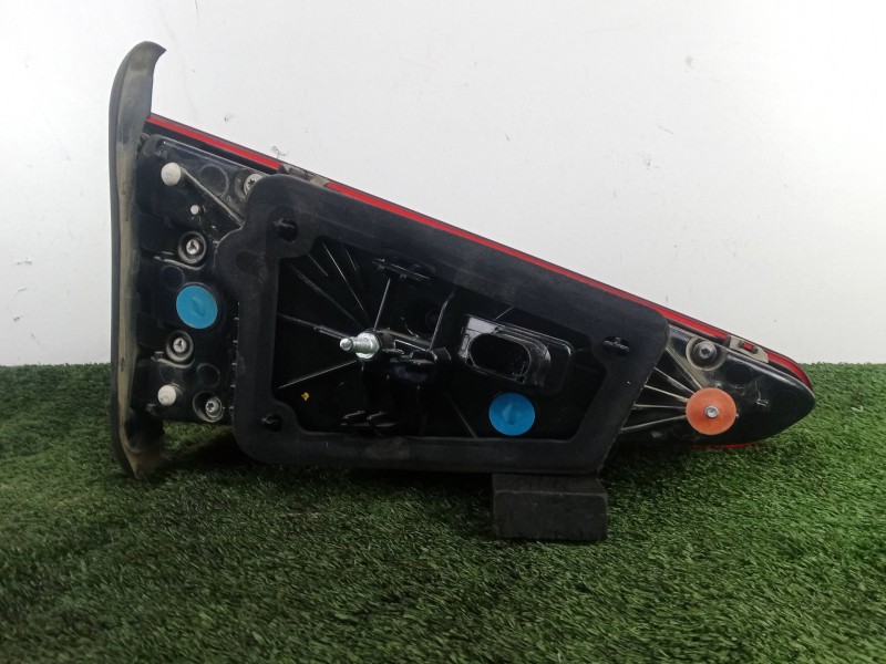 Recambio de piloto trasero derecho interior para alfa romeo stelvio (949_) 2.0 q4 (949.axf2a) referencia OEM IAM 20795999 INTERI