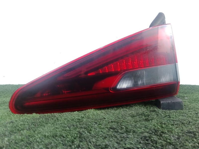 Recambio de piloto trasero izquierdo interior para alfa romeo stelvio (949_) 2.0 q4 (949.axf2a) referencia OEM IAM 20805999 INTE