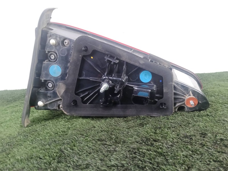 Recambio de piloto trasero izquierdo interior para alfa romeo stelvio (949_) 2.0 q4 (949.axf2a) referencia OEM IAM 20805999 INTE