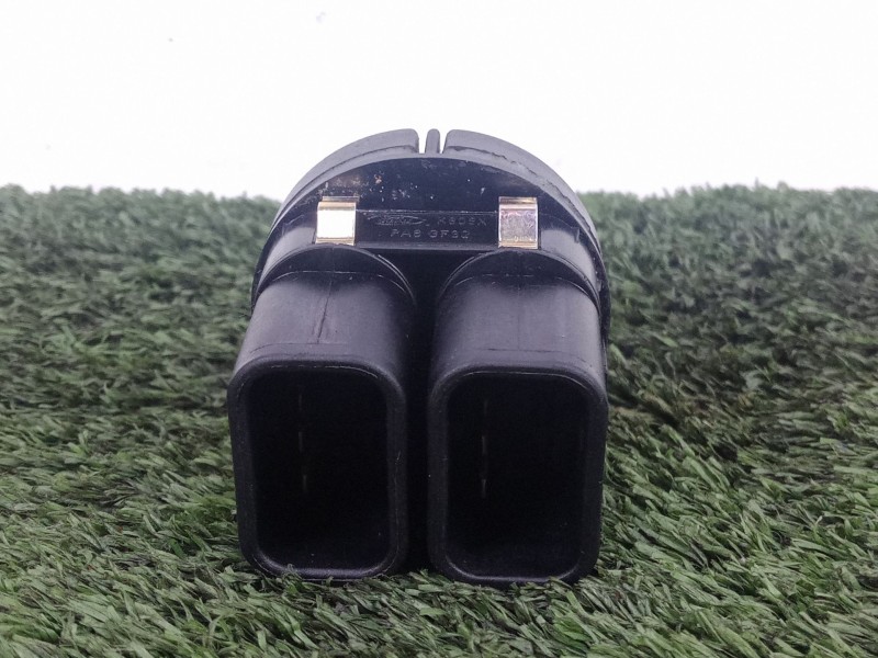 Recambio de mando elevalunas delantero izquierdo para ford fiesta v (jh_, jd_) 1.4 16v referencia OEM IAM   