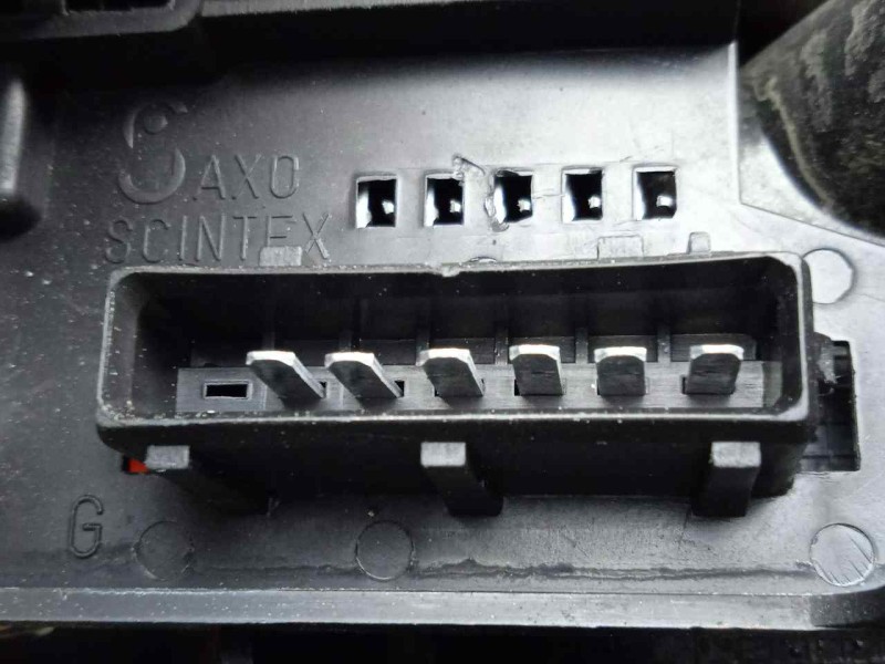 Recambio de piloto trasero izquierdo para citroën saxo 1.1 referencia OEM IAM SINREFERENCIA AHUMADO 