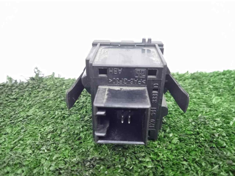 Recambio de regulador faros para volkswagen golf v berlina (1k1) 1.9 tdi referencia OEM IAM 1K0941333D CON.REGULADOR.CUADRO 