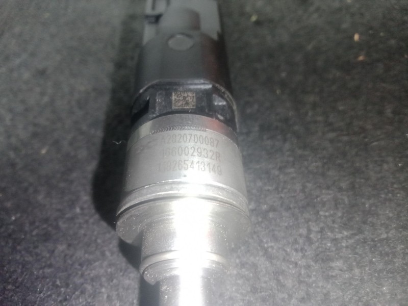 Recambio de inyector para renault scénic iv (j9_) 1.3 tce 140 referencia OEM IAM A2820700087 - 166002932R  