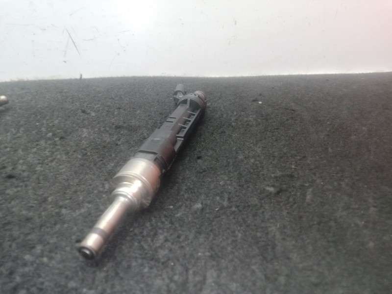 Recambio de inyector para renault scénic iv (j9_) 1.3 tce 140 referencia OEM IAM A2820700087 - 166002932R  