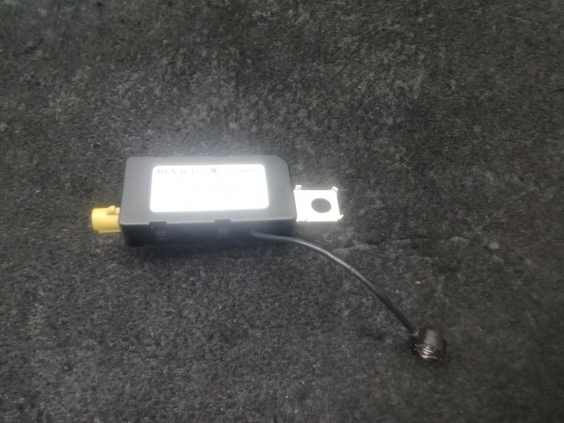 Recambio de antena para renault scénic iv (j9_) 1.3 tce 140 referencia OEM IAM 282309775R - 10465080 AMPLIFICADOR 