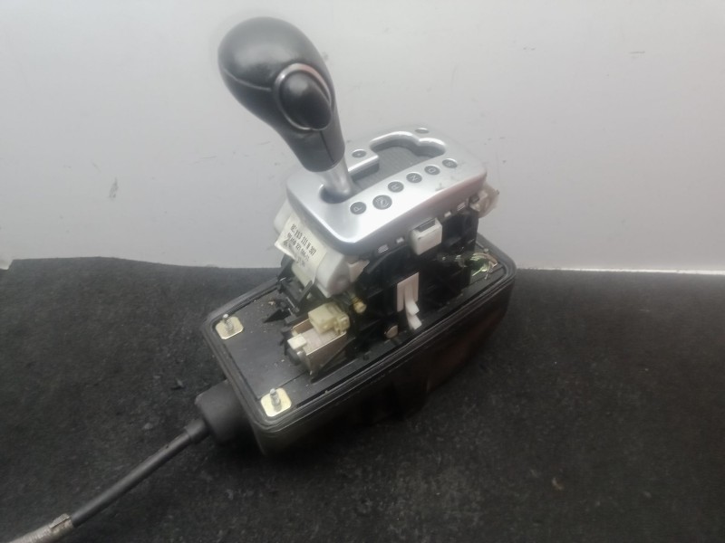 Recambio de palanca cambio para audi a4 b6 descapotable (8h7) 2.5 tdi referencia OEM IAM 8E1713111N  