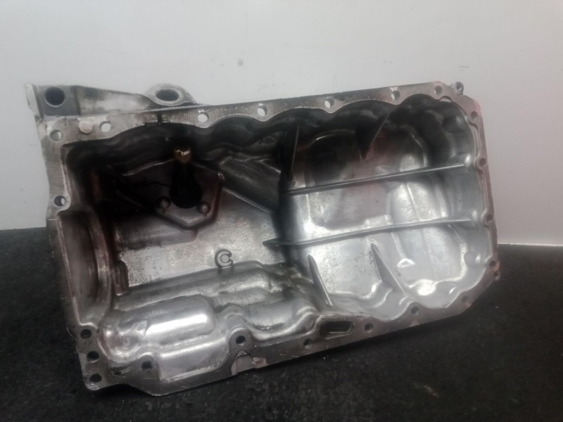 Recambio de carter para bmw 1 (e81) 118 d referencia OEM IAM 13992010 ALUMINIO CON SENSOR