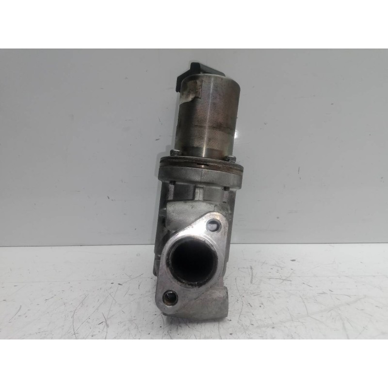 Recambio de valvula egr para kia cerato 1.6 crdi referencia OEM IAM 709002090  
