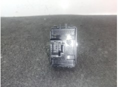 Recambio de mando elevalunas delantero derecho para renault megane iv hatchback (b9a/m/n_) 1.2 tce 130 (b9mr) referencia OEM IAM 2