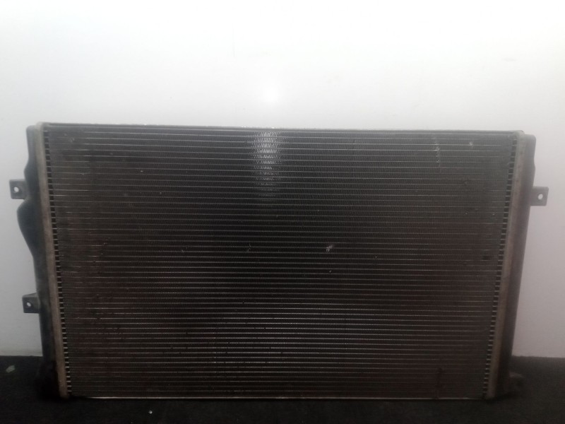 Recambio de radiador agua para volkswagen golf v (1k1) 1.9 tdi referencia OEM IAM 1K0121253H 649X415 MM 