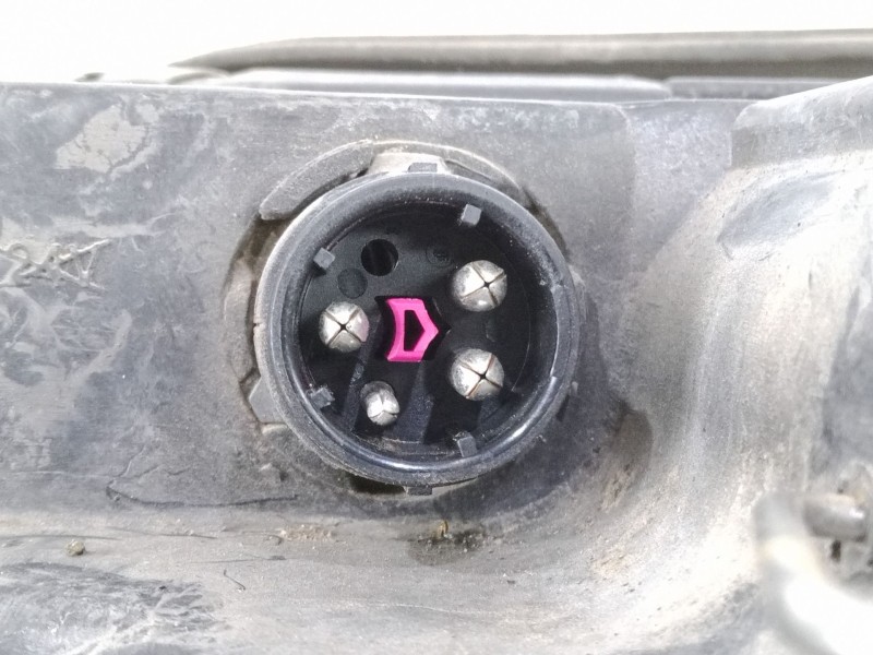 Recambio de faro derecho para audi a6 c4 (4a2) 2.5 tdi referencia OEM IAM   TYC