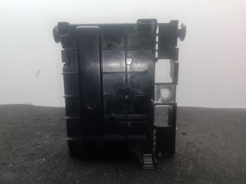 Recambio de caja reles / fusibles para peugeot 5008 (0u_, 0e_) 1.6 hdi referencia OEM IAM 9667044980 - BSMR02 DELPHI 