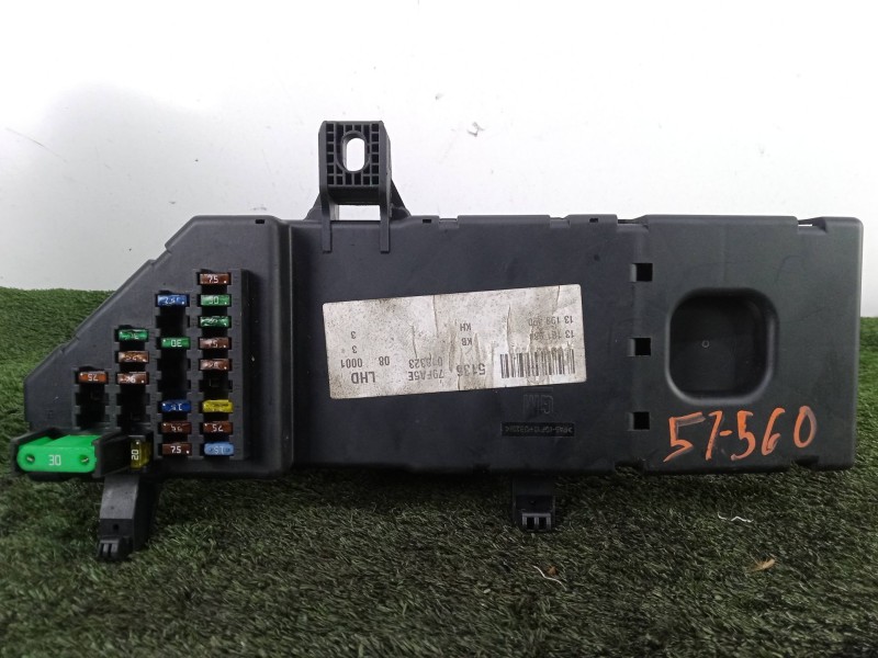 Recambio de caja reles / fusibles para opel vectra c berlina 1.9 16v cdti cat (z 19 dth / lrd) referencia OEM IAM 13199490 - 359