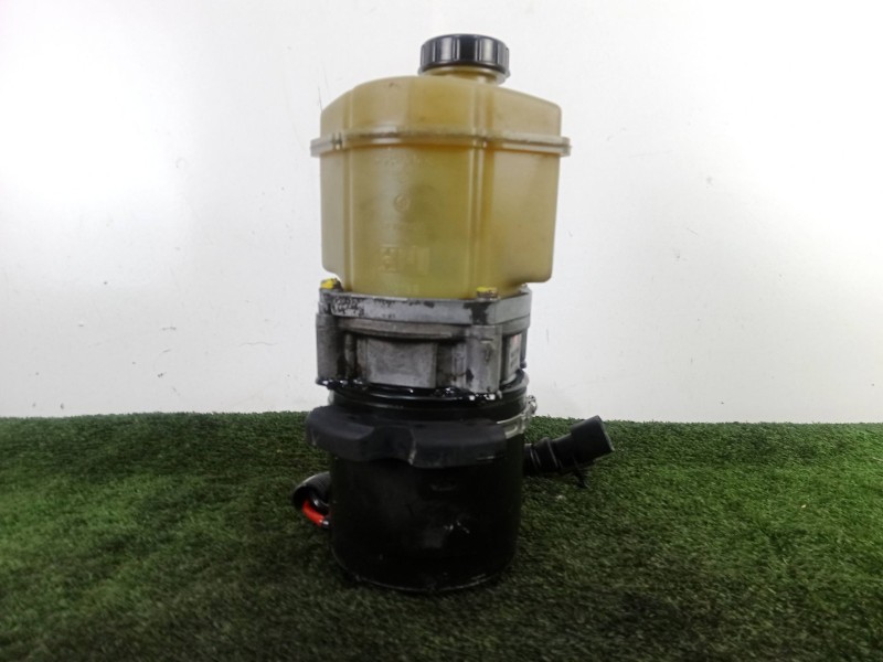 Recambio de bomba direccion para nissan almera ii (n16) 1.5 dci referencia OEM IAM 183042610Y - 9642245180 - 104841916 ELECTRICA