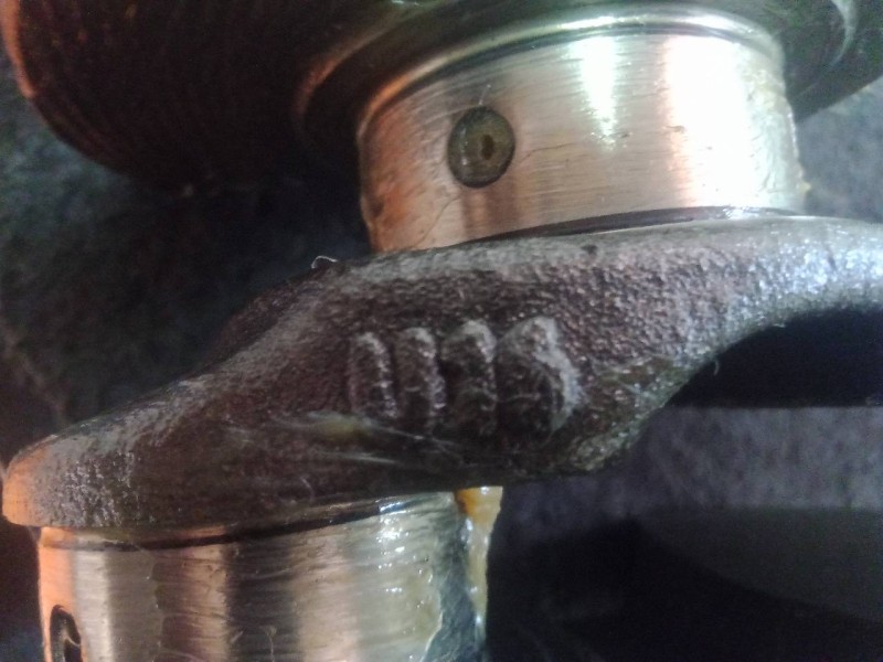 Recambio de cigueñal para kia cerato 1.6 crdi referencia OEM IAM U16  