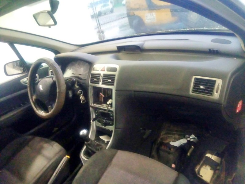 peugeot 307 sw (3h) del año 2004