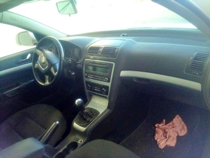 skoda octavia ii (1z3) del año 2010