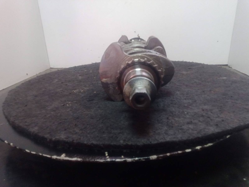 Recambio de cigueñal para kia cerato 1.6 crdi referencia OEM IAM U16  