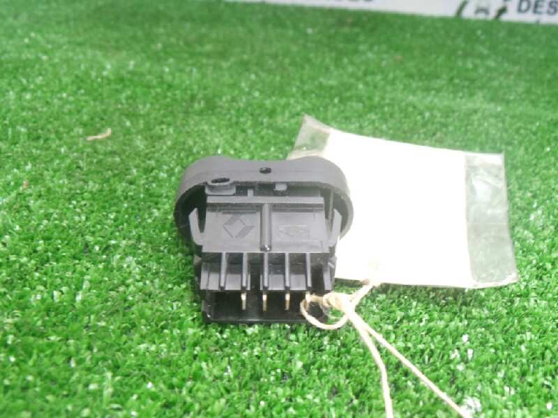 Recambio de boton luneta termica para dacia logan express 1.5 dci diesel cat referencia OEM IAM 710682  4.PINES