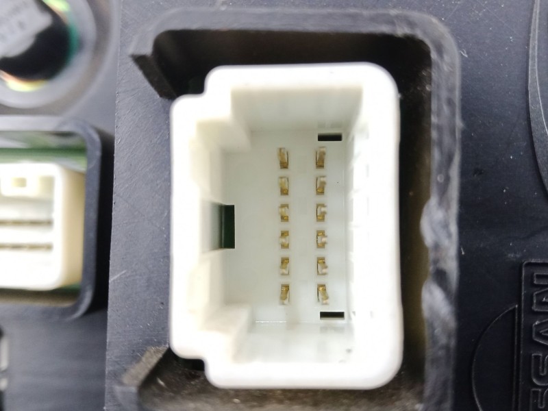 Recambio de cuadro instrumentos para nissan almera ii (n16) 1.5 dci referencia OEM IAM BN771 3.CONECTORES 