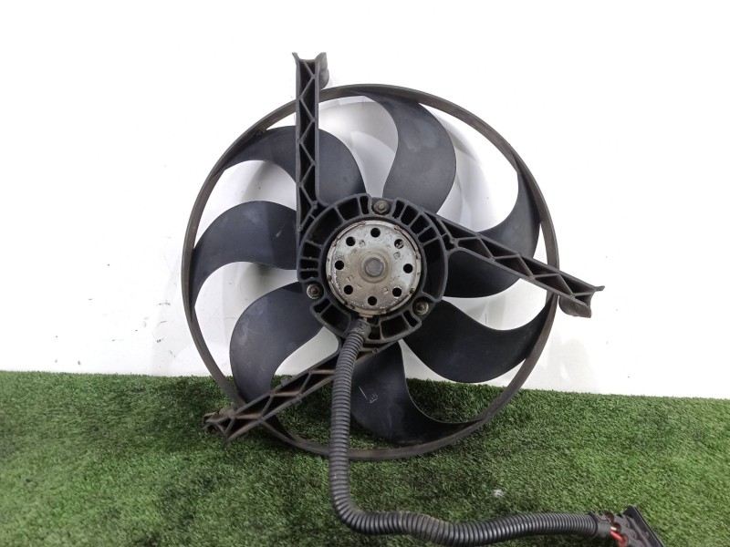 Recambio de electroventilador para seat leon (1m1) 1.9 tdi referencia OEM IAM 8850011887 Ø350MM - 3.PINES TEMIC