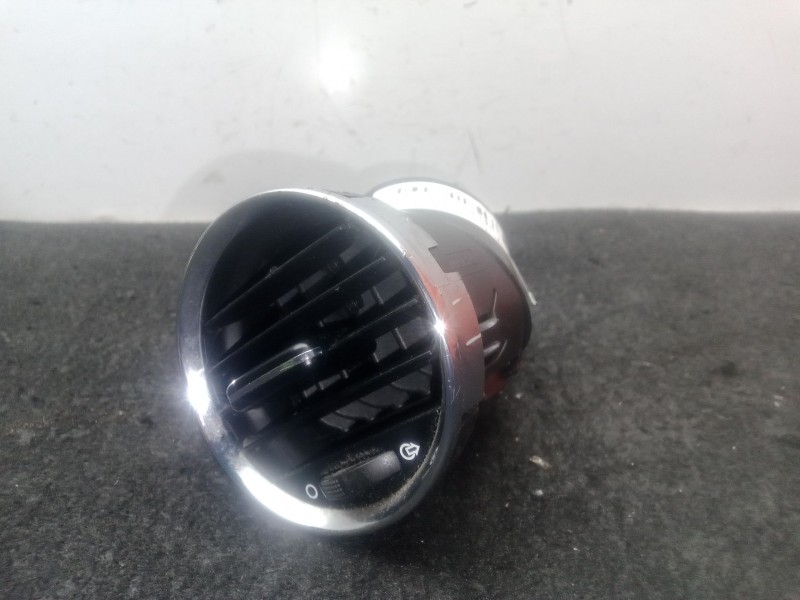 Recambio de aireador delantero derecho para peugeot 5008 (0u_, 0e_) 1.6 hdi referencia OEM IAM 9655994177  