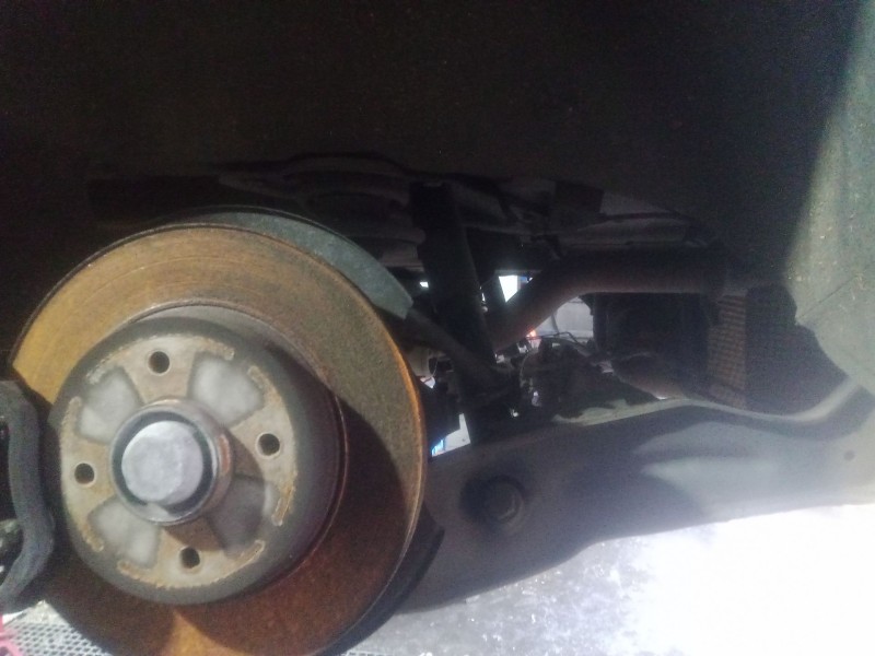 Recambio de puente trasero para peugeot 5008 (0u_, 0e_) 1.6 hdi referencia OEM IAM   