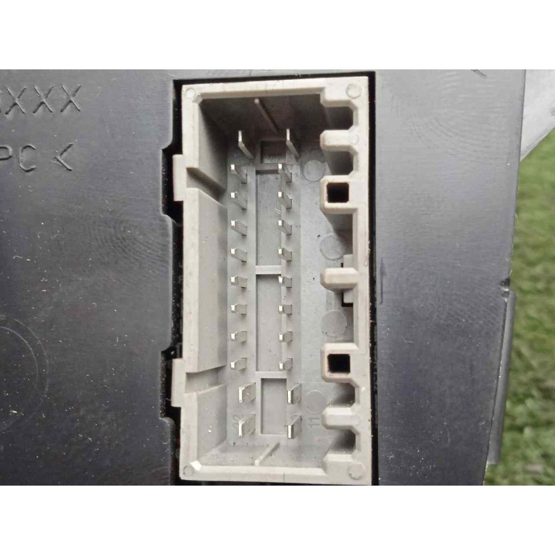 Recambio de mando climatizador para hyundai santa fe (bm) 2.2 crdi cat referencia OEM IAM 972502B431  