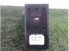 Recambio de mando elevalunas delantero izquierdo para hyundai getz (tb) 1.5 crdi referencia OEM IAM 935701C010 2.BOTONES 8.PINES 2