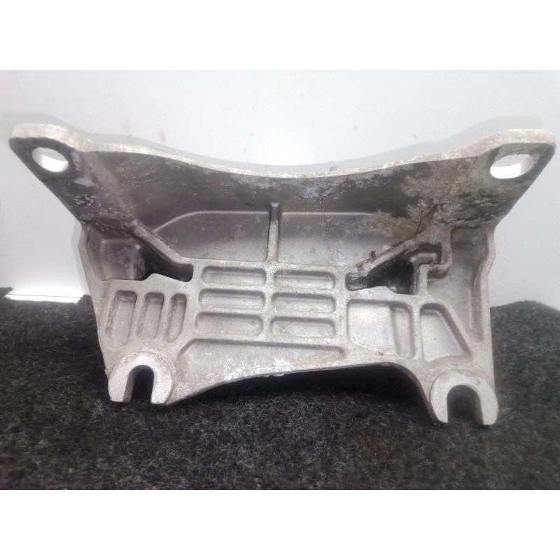 Recambio de soporte motor izquierdo para renault scenic iii 1.5 dci diesel fap referencia OEM IAM 326D50-26008J  